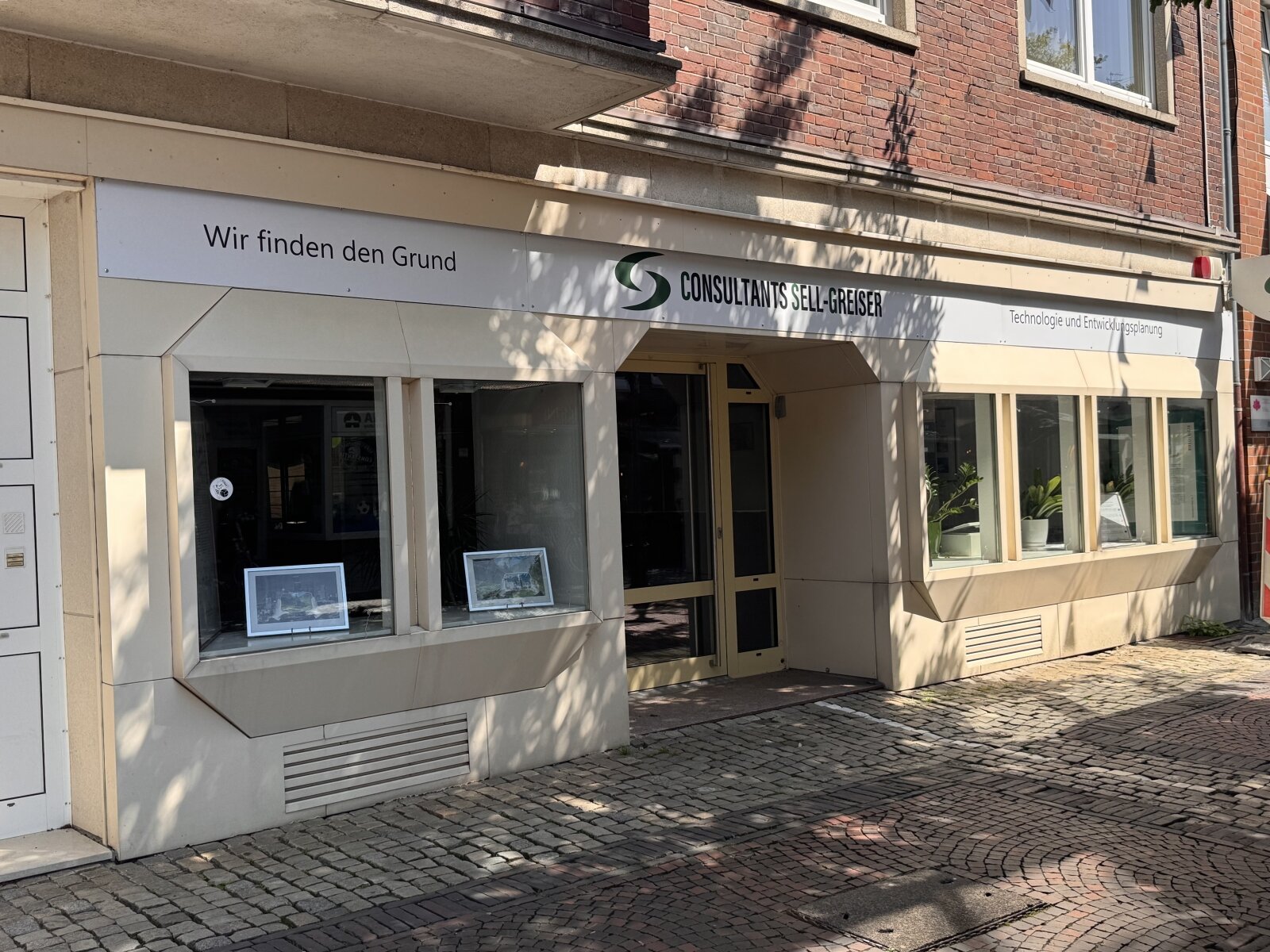 Ladenlokal oder Bürofläche in Innenstadtlage zu vermieten ! Ladenlokal oder Bürofläche in Innenstadtlage zu vermieten !